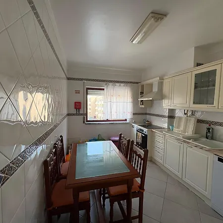 Beachfront Barbecue פניש